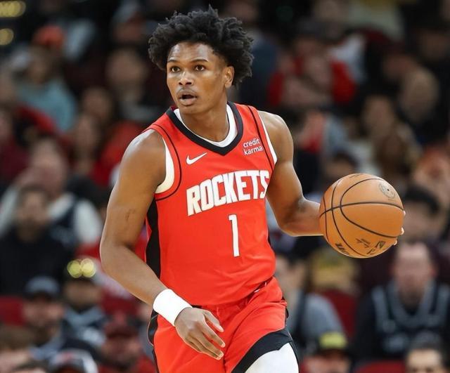 优直播足球-火箭又一新星崛起！11连胜阿门场均15+9变篮板怪兽