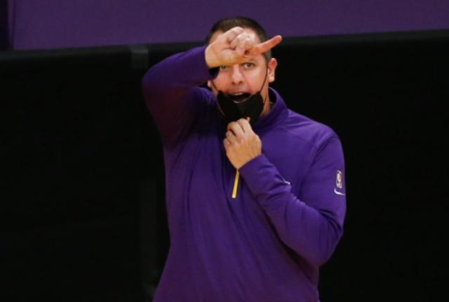 优直播-进攻滞塞内线防守全面崩盘 沃格尔赛后成众矢之的