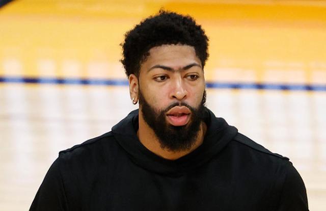 优直播nba-远离镜头安静训练 湖人能等来“愤怒的戴维斯”吗？